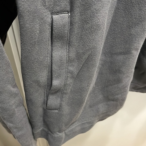 Tommy Bahama lightweight jacket - Picture 5 of 8